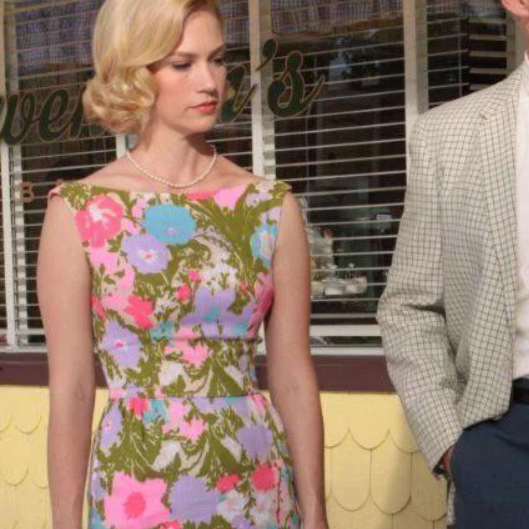 betty draper lace dress SOLD} Want the Betty Draper look? I just added the same dress that January Jones is wearing in Mad Men in a different color way to my Etsy shop, size small. Shop