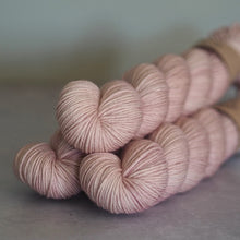 Load image into Gallery viewer, Nacre - Dyed to Order