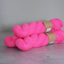 Load image into Gallery viewer, Pretty Vacant - Dyed to Order
