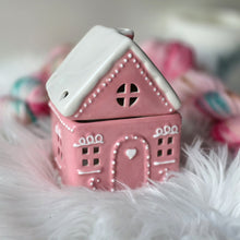 Load image into Gallery viewer, Gingerbread House Oil Burner
