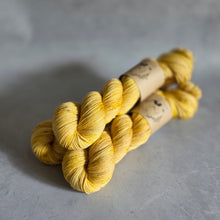 Load image into Gallery viewer, Buttercup - Audrey - Classic Sock