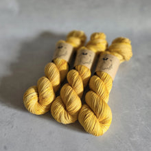 Load image into Gallery viewer, Buttercup - Audrey - Classic Sock