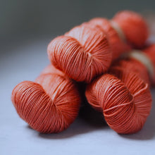 Load image into Gallery viewer, Cosy Up - Audrey - Classic Sock