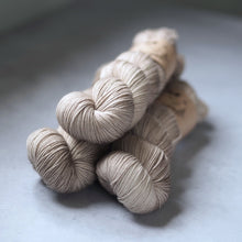 Load image into Gallery viewer, Mousebite - Audrey - Classic Sock