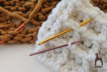 Load image into Gallery viewer, Metallic Darning Needles for Wool
