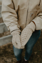 Load image into Gallery viewer, Pom Pom Quarterly - Issue 46: Autumn 2023
