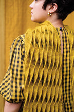 Load image into Gallery viewer, Pom Pom Quarterly - Issue 47: Winter 2023
