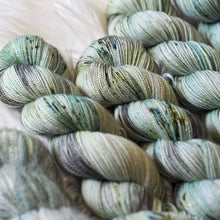 Load image into Gallery viewer, Eucalyptus &amp; Sage - Bardot - High Twist Sock
