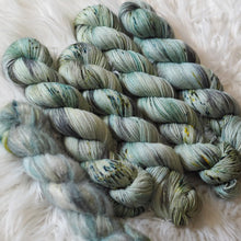 Load image into Gallery viewer, Eucalyptus &amp; Sage - Bardot - High Twist Sock
