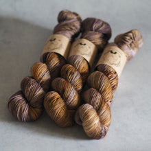 Load image into Gallery viewer, Sarsaparilla - Audrey - Classic Sock
