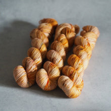 Load image into Gallery viewer, Pumpkin Spice - Bardot - Twist Sock
