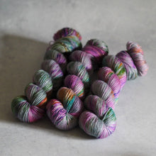 Load image into Gallery viewer, Sistaahs!  - Barbarella - Sparkle Sock
