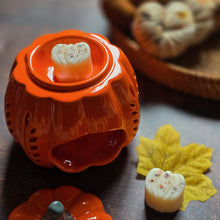 Load image into Gallery viewer, Orange Leaf Pumpkin Wax Melt Warmer
