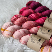 Load image into Gallery viewer, La Vie En Rose - 4 skein set

