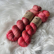 Load image into Gallery viewer, PREORDER La Vie En Rose Advent - A Rosy Posy
