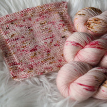 Load image into Gallery viewer, Patisserie - Bardot - Twist Sock
