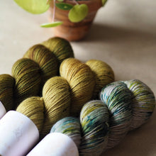 Load image into Gallery viewer, Gaia Goddess Yarn Box ~ Summer
