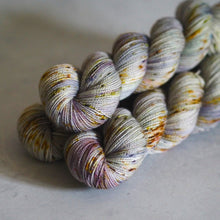 Load image into Gallery viewer, Naiad - Bardot - Twist Sock
