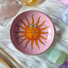 Load image into Gallery viewer, Celestial Sun Incense Dish
