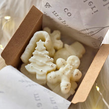 Load image into Gallery viewer, Christmas Spice Wax Melts
