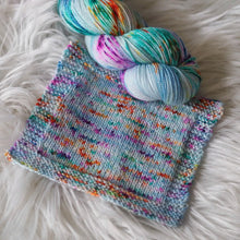 Load image into Gallery viewer, Summer Nights - Bardot - Twist Sock
