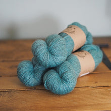 Load image into Gallery viewer, Folklore DK - BFL/Masham DK
