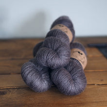 Load image into Gallery viewer, Folklore 4ply - BFL/Masham 4ply
