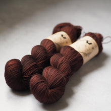 Load image into Gallery viewer, Conker - Audrey - Classic Sock
