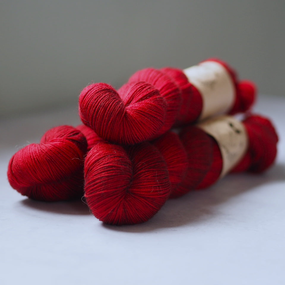 Raven Red - Audrey - Classic Sock