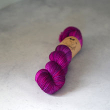 Load image into Gallery viewer, Bougainvillea - Audrey - Classic Sock
