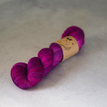 Load image into Gallery viewer, Bougainvillea - Audrey - Classic Sock
