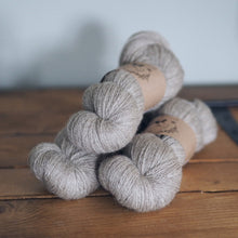 Load image into Gallery viewer, Folklore 4ply - BFL/Masham 4ply
