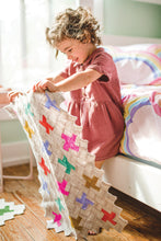 Load image into Gallery viewer, Mini Pom: Happy Knits for Little Kids
