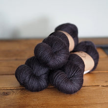 Load image into Gallery viewer, Folklore 4ply - BFL/Masham 4ply
