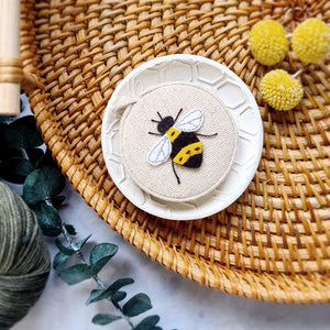 Bee Linen Tape Measure