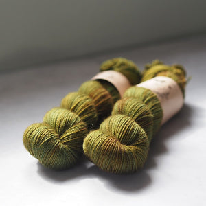 Salty Air Tee Yarn Kit - Bardot Twist Sock