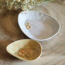 Load image into Gallery viewer, Handmade Ceramic Notion Dish Set
